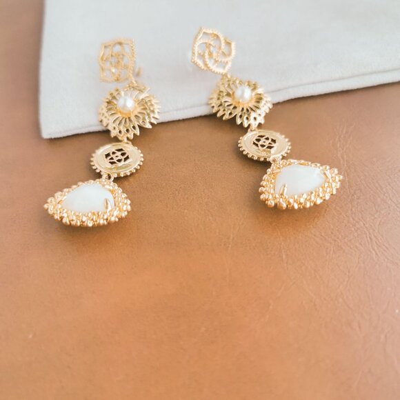 Kendra Scott Brielle Gold Ivory Mother-of-Pearl Linear Drop Earrings Trendy Jewe - Picture 4 of 4